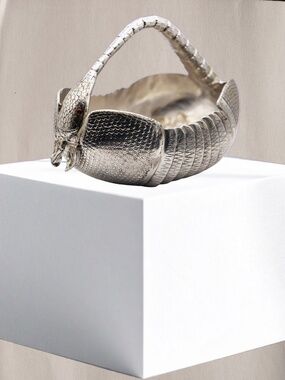 Arthur Court Armadillo Basket 12" Cast Aluminum Vintage 1976 Centerpiece